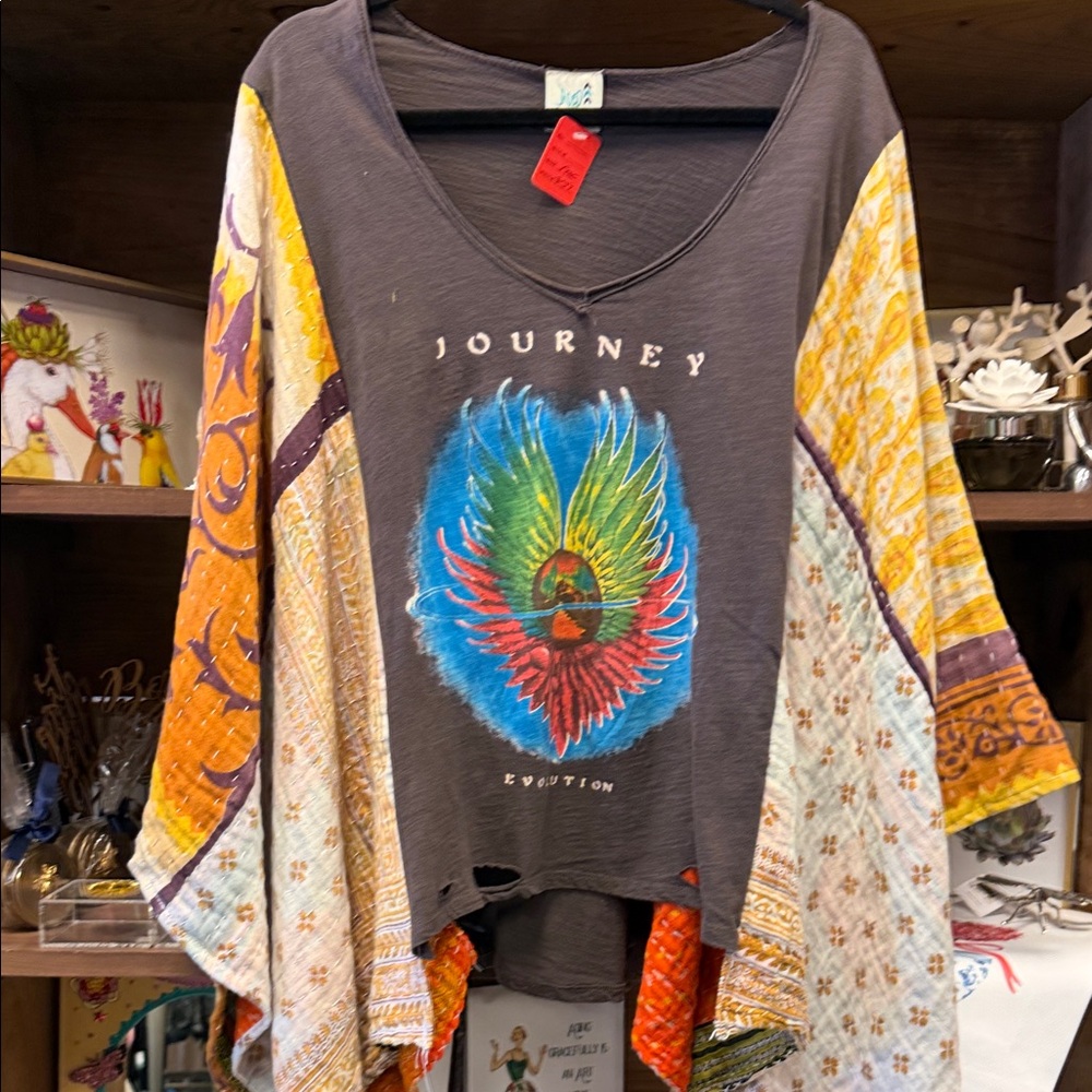 Journey Evolution Women's Colorful Long Sleeve Top